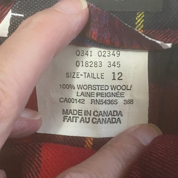 NYGARD COLLECTION Red Wool Tartan Wrap Skirt Plaid Gold Button 12 - Picture 13 of 14
